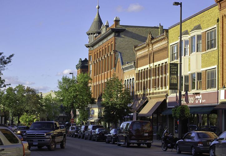 10 Most Beautiful Small Towns in Minnesota You Should Visit