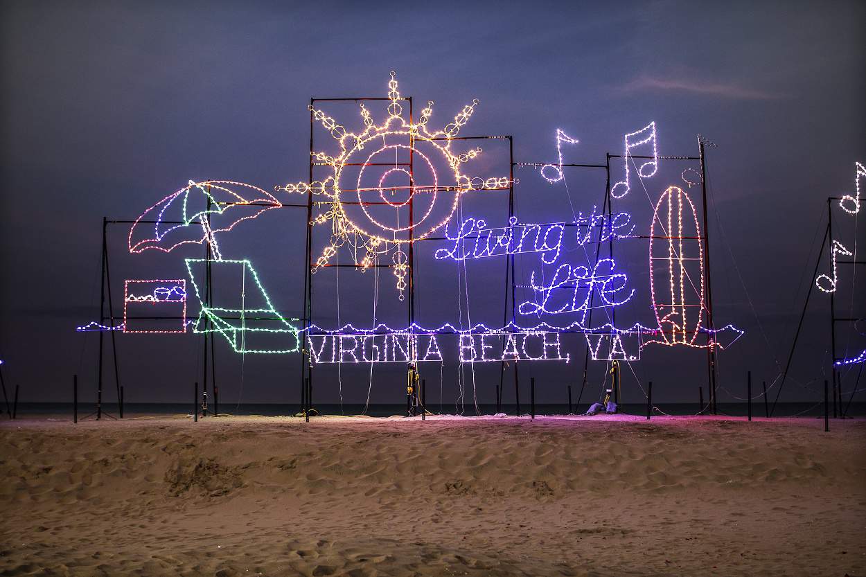 Holiday Lights in Virginia Beach