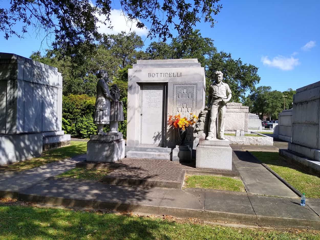Metairie Cemetery