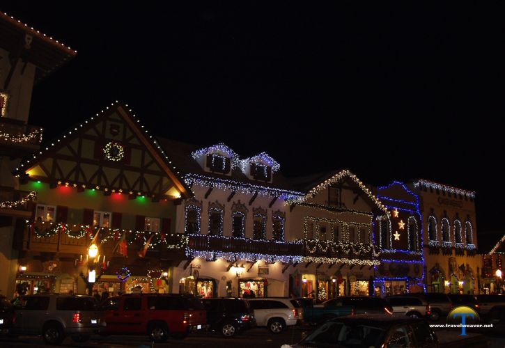 America's 10 Best Small Towns for Christmas Celebration Attractions