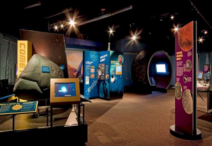 Discovery Center Museum