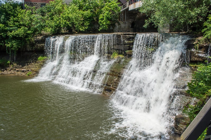 Chagrin Falls – Cleveland/Chagrin Falls