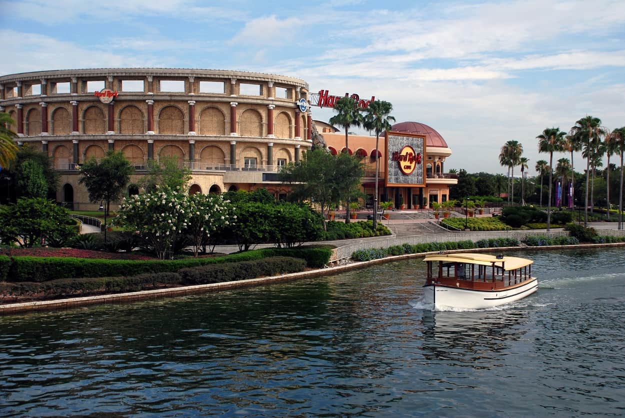 Where to Stay (One of our favorite Universal Orlando Tips)