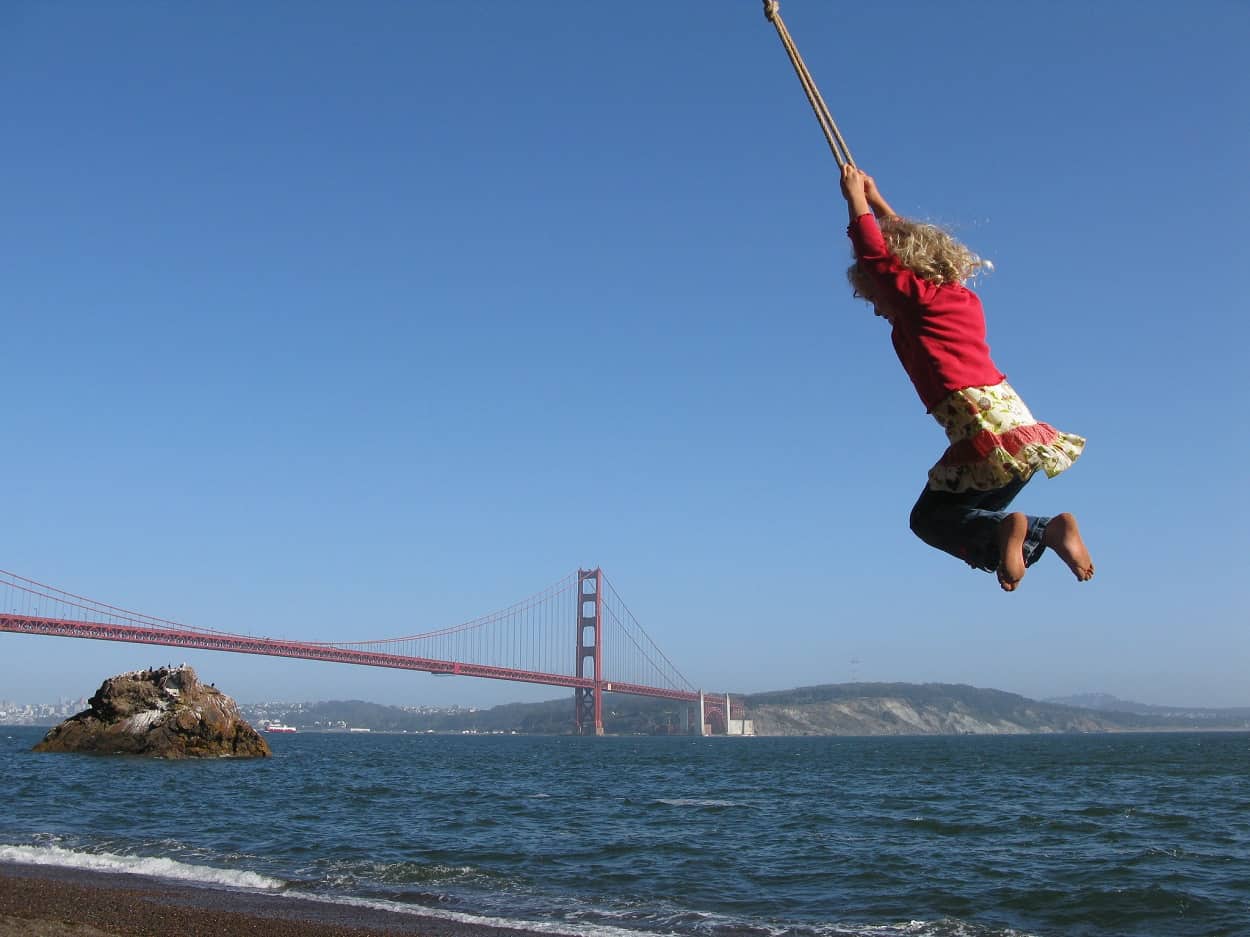 Look at the Golden Gate Bridge from the Kirby Cove Swing