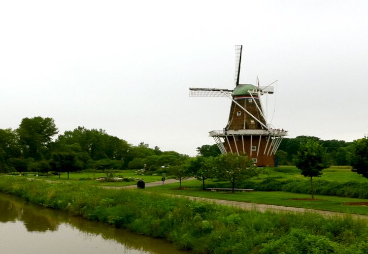 Windmill Island Gardens
