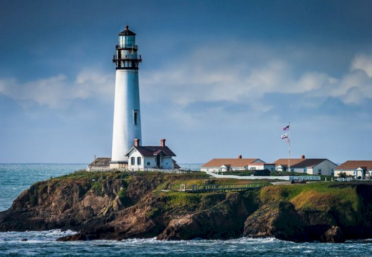 Top 10 Most Beautiful Lighthouses in the USA