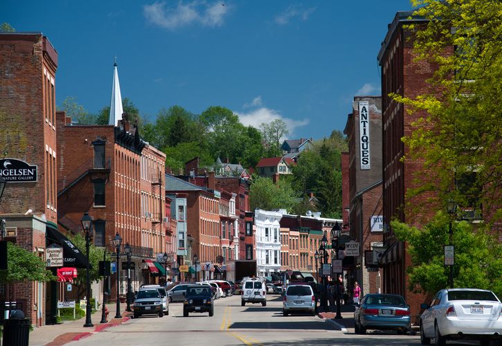 10 Most Beautiful Small Towns in America