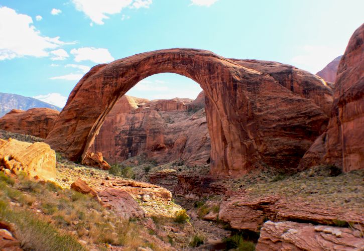 Top 10 Most Amazing Natural Bridges and Arches in the USA