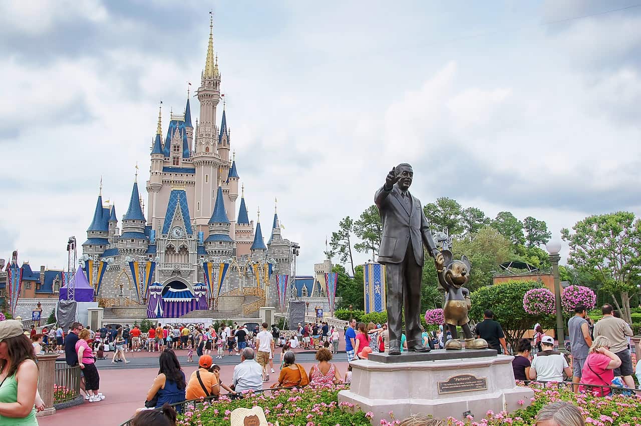 14 Best Amusement Parks in Florida For Families (2023)