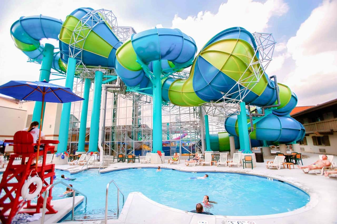 12 Best Water Parks in Michigan For Family Fun in 2024