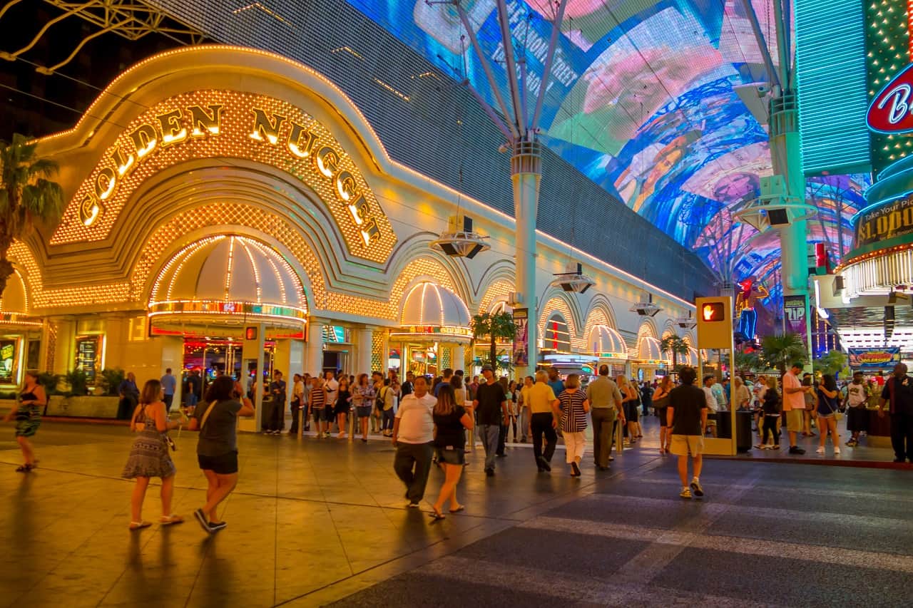 55 Cheap Things To Do in Las Vegas That Will Blow Your Mind