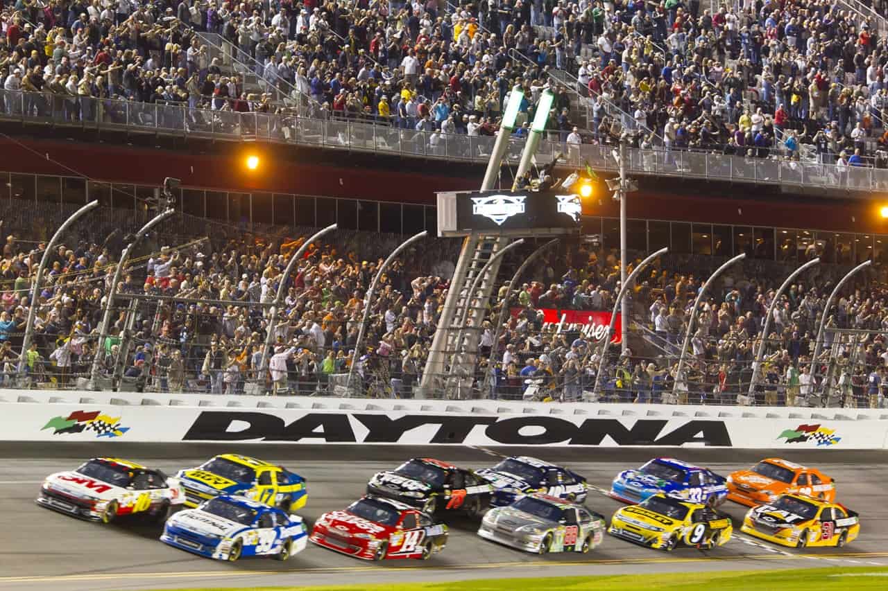 12 Best Race Tracks in the US You Should Visit
